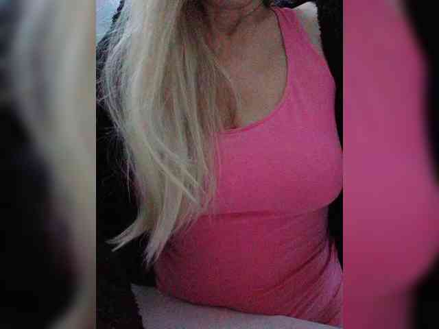 Tata42 live female cam on bongacams