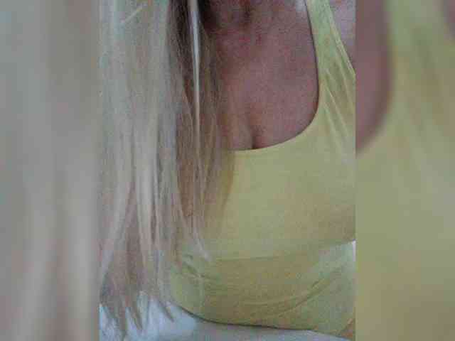 Tata42 live female cam on bongacams