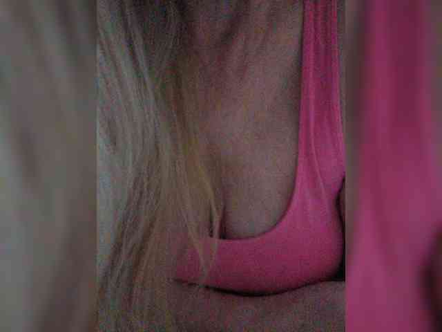 Tata42 live female cam on bongacams