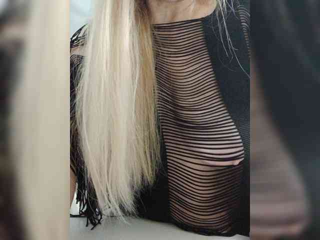 Tata42 live female cam on bongacams