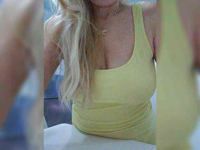 Tata42 live female cam on bongacams