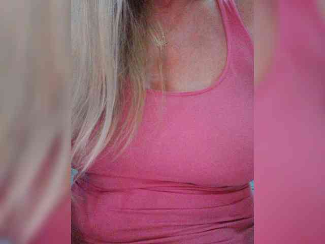 Tata42 live female cam on bongacams
