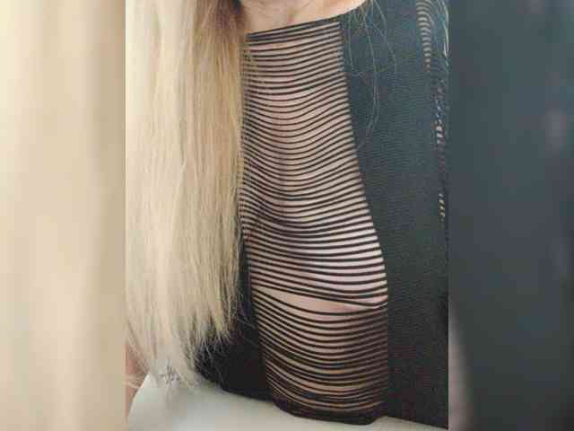 Tata42 live female cam on bongacams