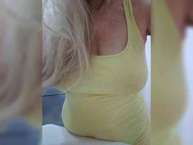 Tata42 Live Webcam on BongaCams