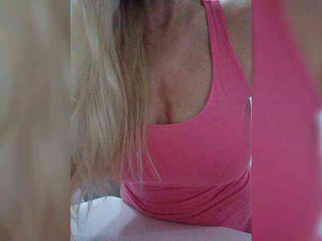 Tata42 live female cam on bongacams