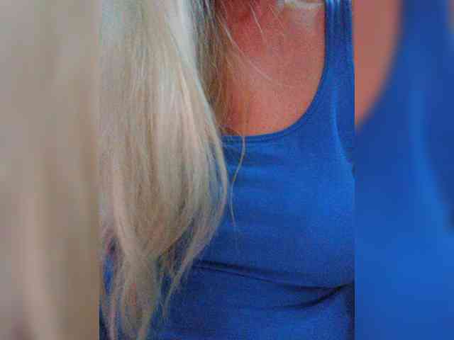 Tata42 live female cam on bongacams