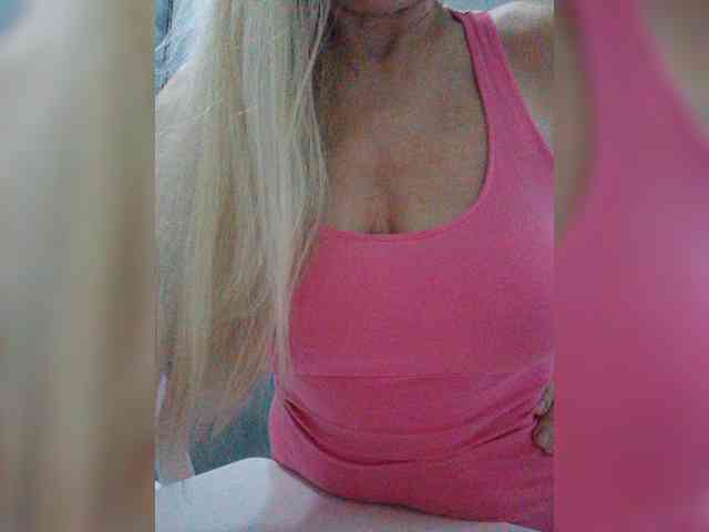 Tata42 live female cam on bongacams