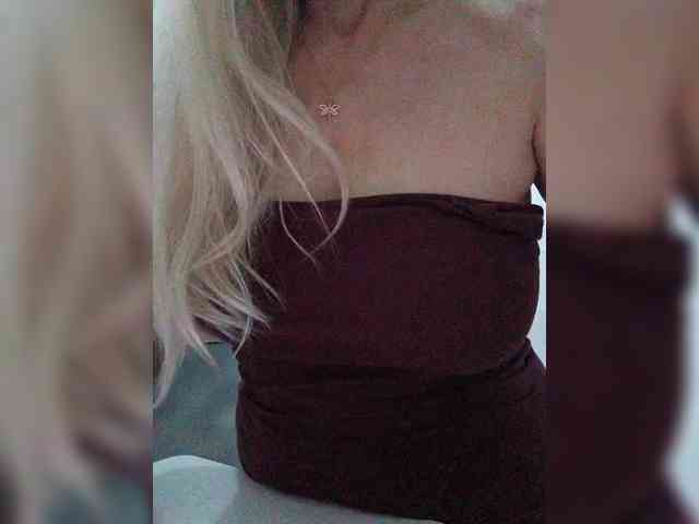 Tata42 live female cam on bongacams