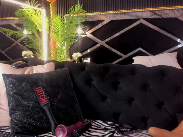 Dirty-Sandy live cam on BongaCams