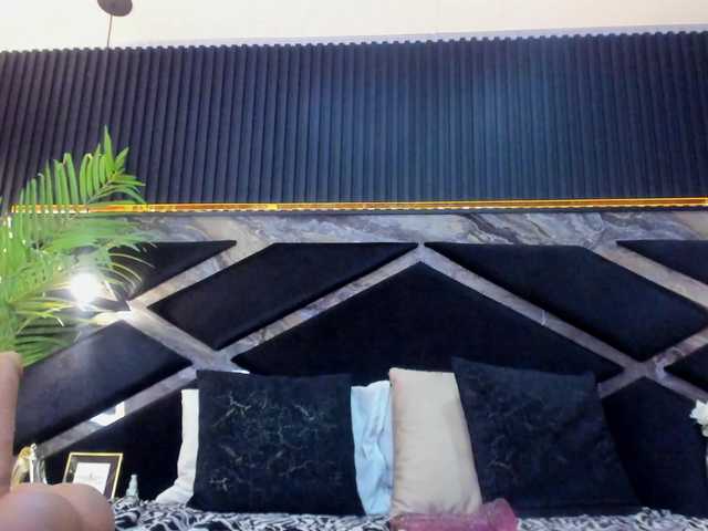 Dirty-Sandy live cam