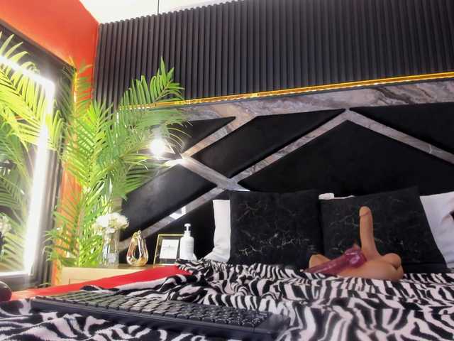 Dirty-Sandy live cam