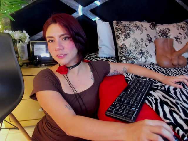 Dirty-Sandy live cam on BongaCams