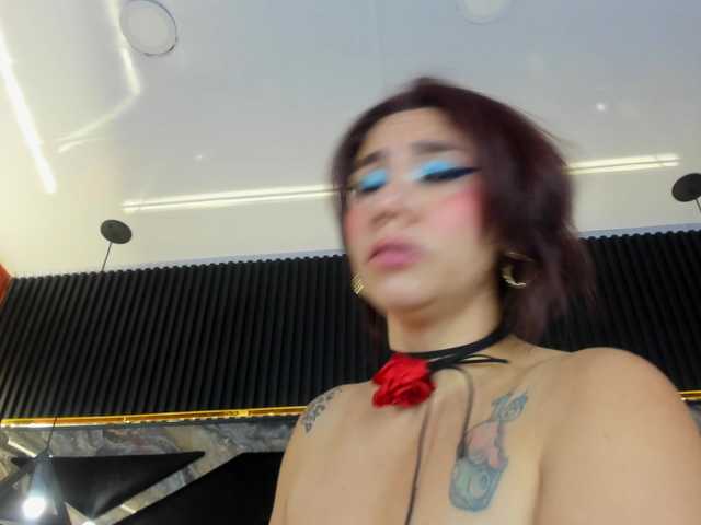 Dirty-Sandy live webcam show