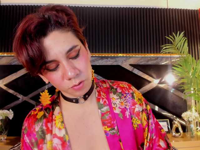Dirty-Sandy live cam on BongaCams