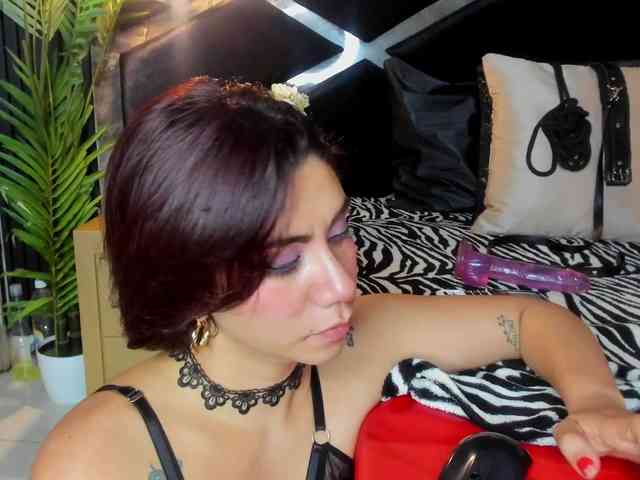 Model: Dirty-Sandy
