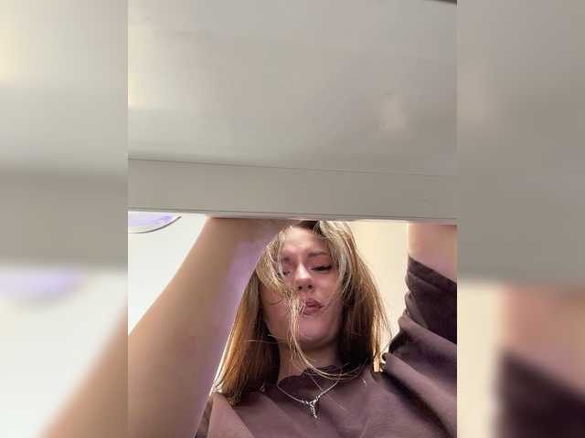 OlivkaVif live cam on BongaCams