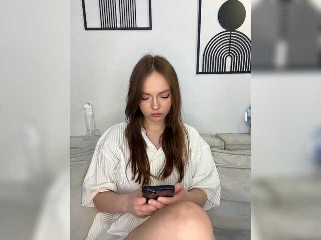 OlivkaVif live cam on BongaCams