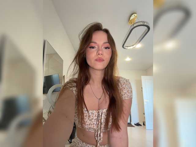OlivkaVif live cam on BongaCams