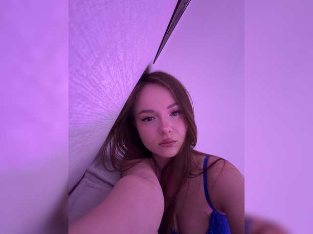OlivkaVif live cam on BongaCams