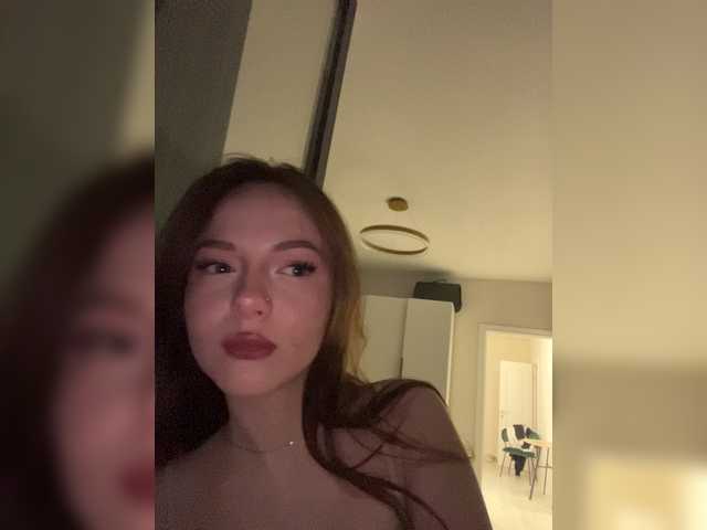 OlivkaVif live cam on BongaCams