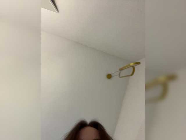 OlivkaVif live cam on BongaCams