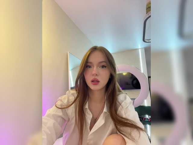 OlivkaVif live cam on BongaCams