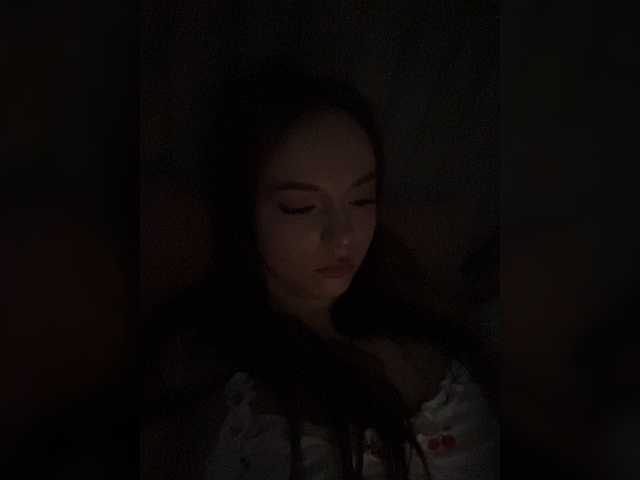 OlivkaVif live cam on BongaCams