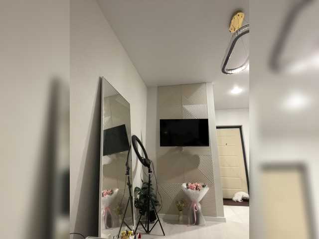 OlivkaVif live cam on BongaCams
