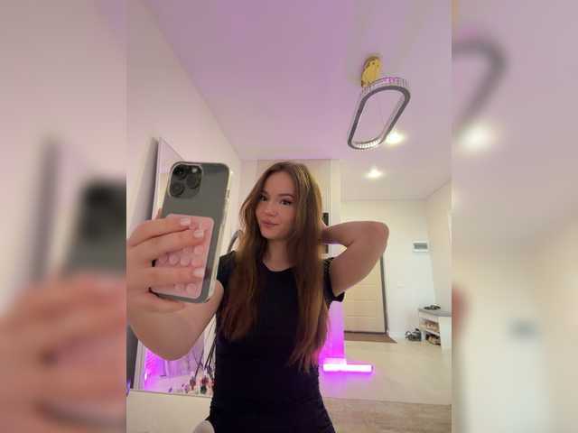 OlivkaVif live cam on BongaCams