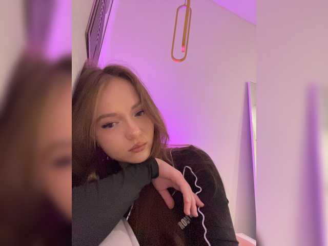 OlivkaVif live cam on BongaCams