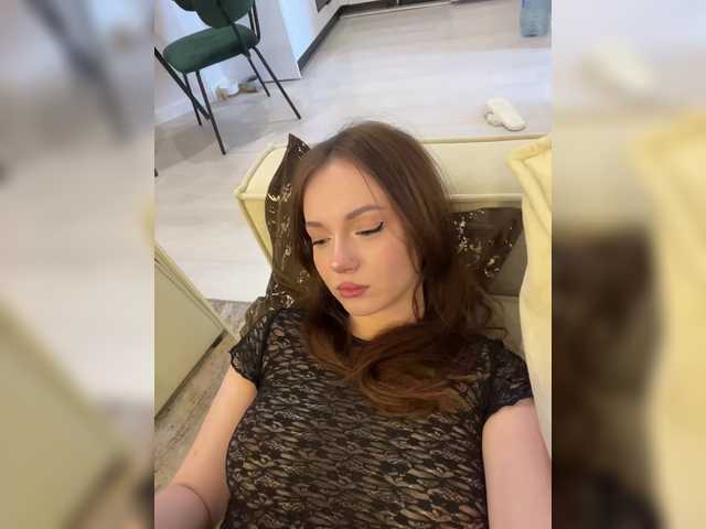 OlivkaVif live cam on BongaCams