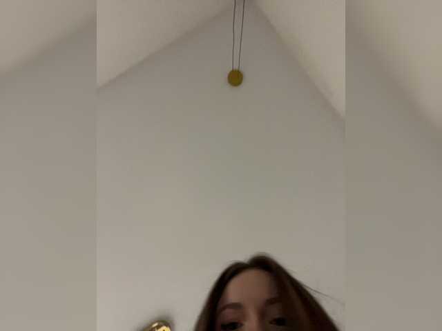 OlivkaVif live cam on BongaCams
