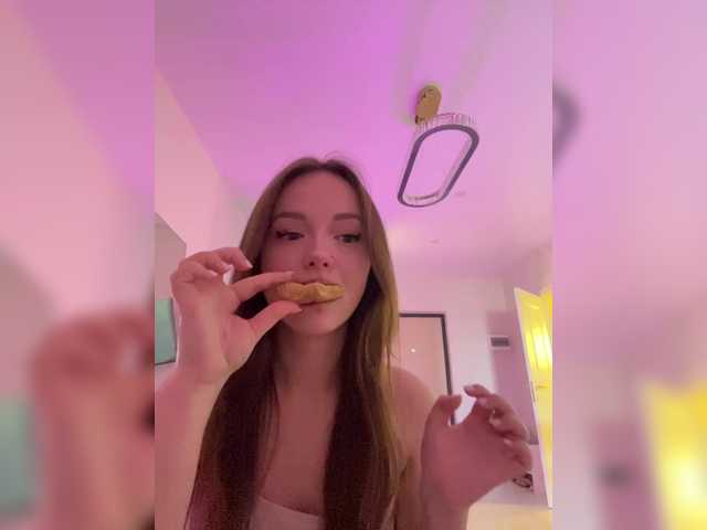 OlivkaVif live cam on BongaCams