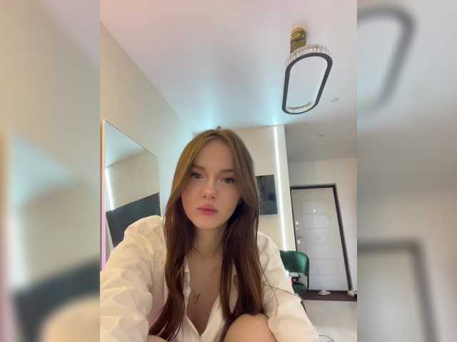 OlivkaVif live cam on BongaCams
