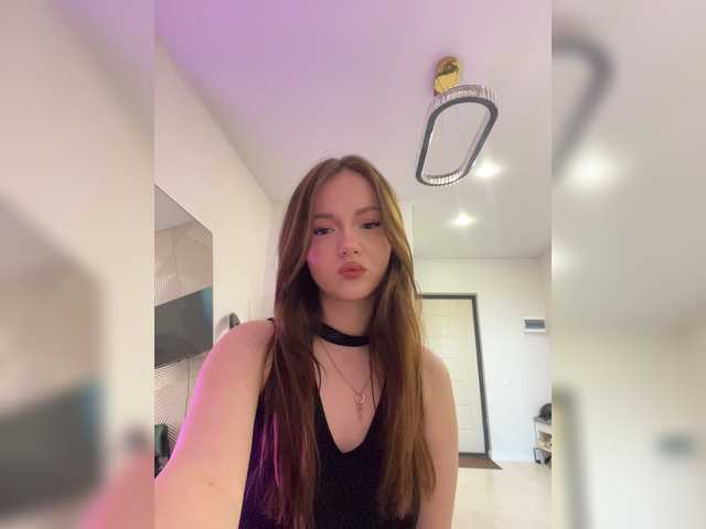 OlivkaVif live cam on BongaCams