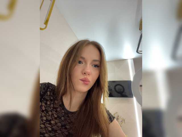 OlivkaVif live webcam show