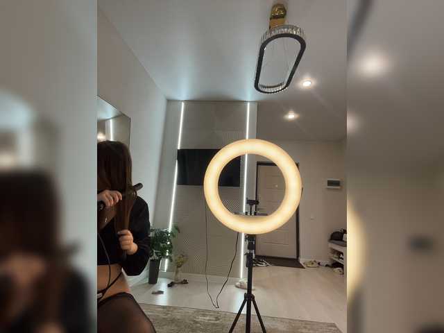Live трансляция OlivkaVif - Runet.cam