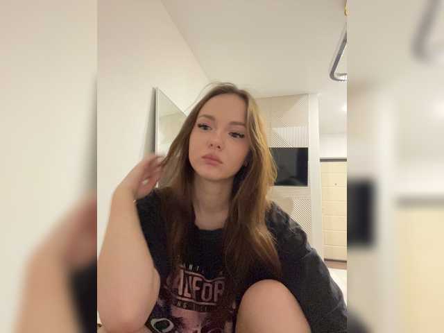 OlivkaVif live cam on BongaCams