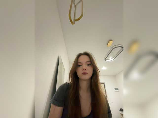 OlivkaVif live cam on BongaCams