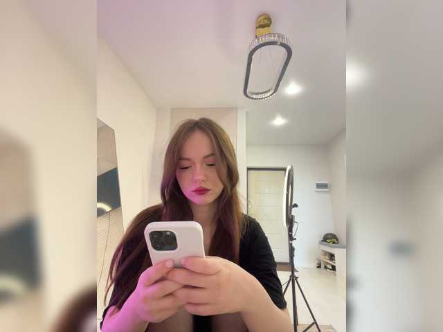 OlivkaVif live cam on BongaCams