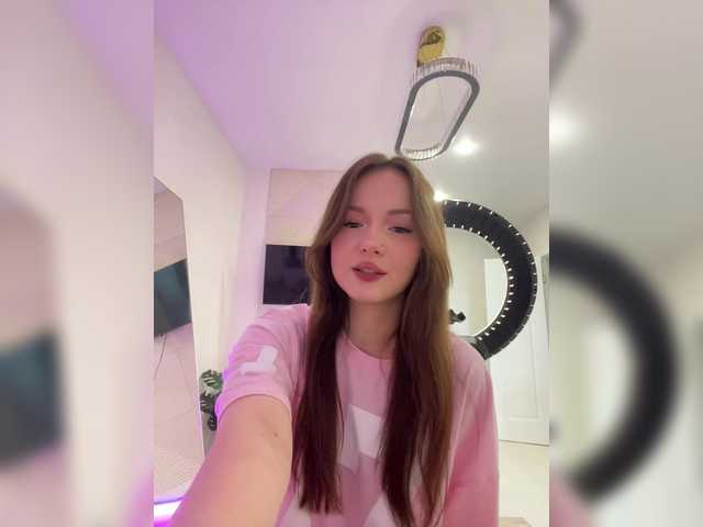 OlivkaVif live cam on BongaCams