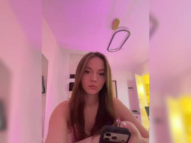 OlivkaVif live cam on BongaCams