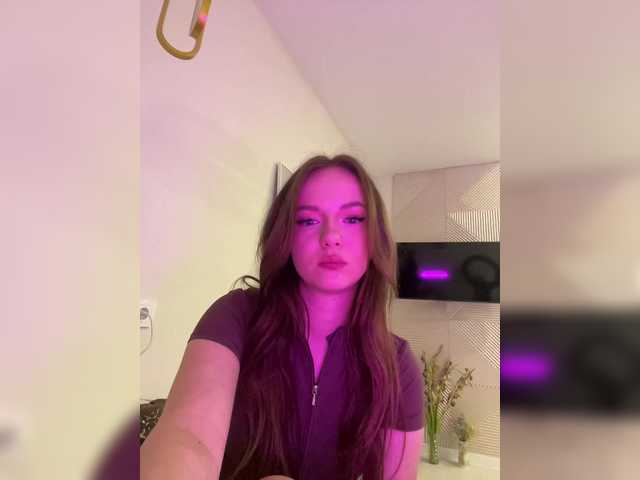 OlivkaVif live cam on BongaCams