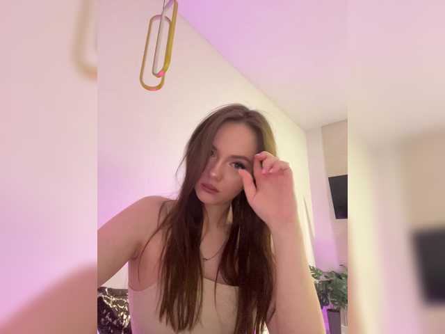 OlivkaVif live cam on BongaCams