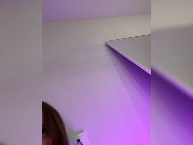 OlivkaVif live cam on BongaCams