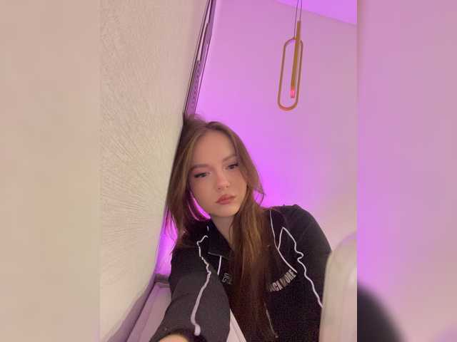 OlivkaVif live cam on BongaCams