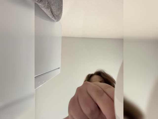 OlivkaVif live cam on BongaCams