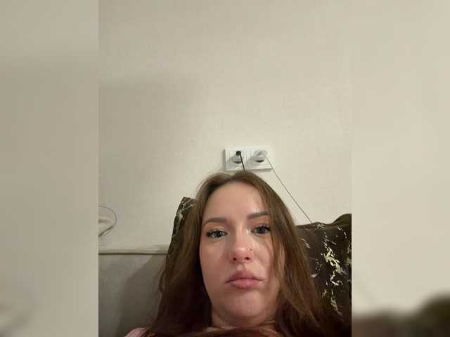 OlivkaVif live cam on BongaCams