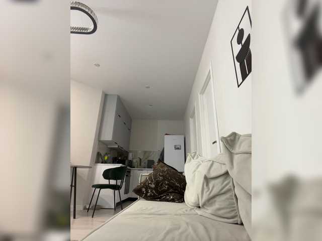 OlivkaVif live cam on BongaCams