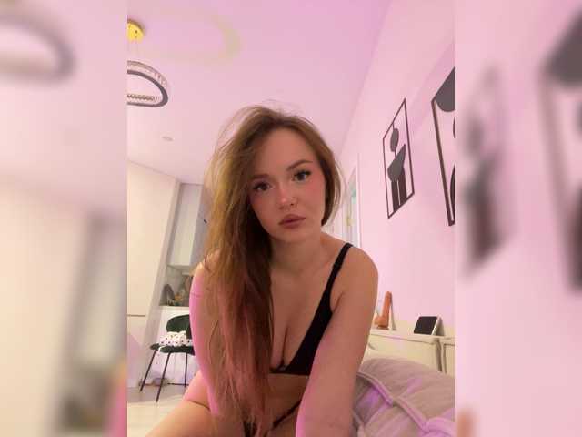 OlivkaVif live cam on BongaCams